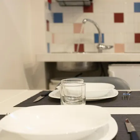 Nina - Tiny In Trastevere